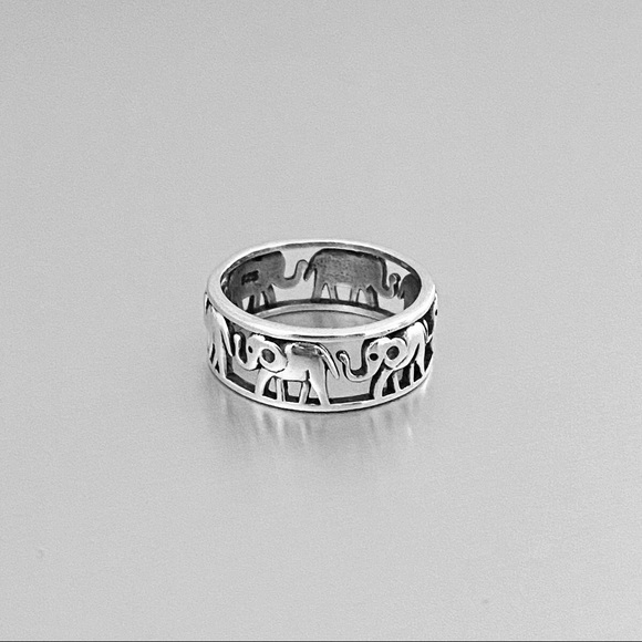 Sterling Silver Marching Elephants Ring - Picture 7 of 8
